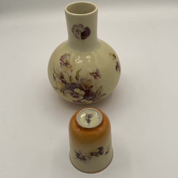 Tumble Up with pansies. - Picture 5 of 8